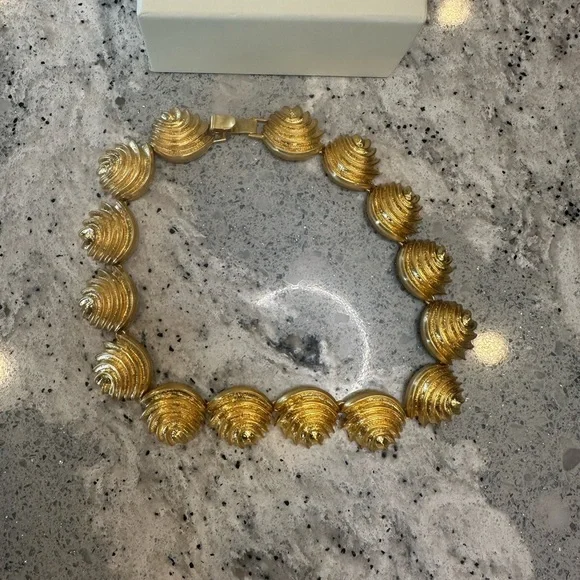 Monday Swimwear Cayman Necklace Gold - Picture 8 of 8